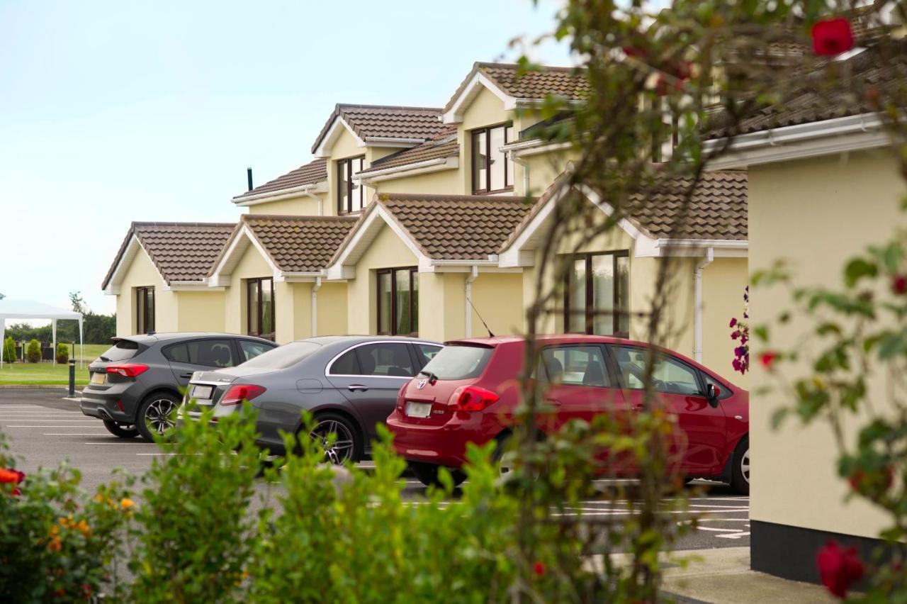 Готель Hillview House Lusk Екстер'єр фото