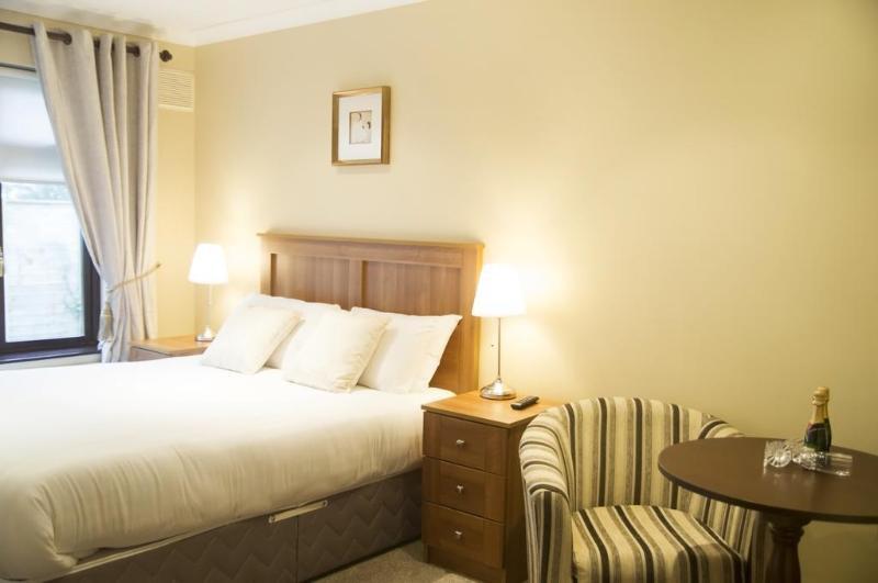Готель Hillview House Lusk Екстер'єр фото