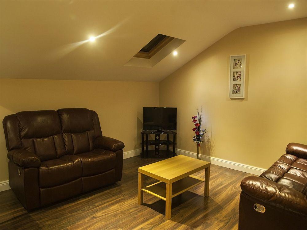 Готель Hillview House Lusk Екстер'єр фото
