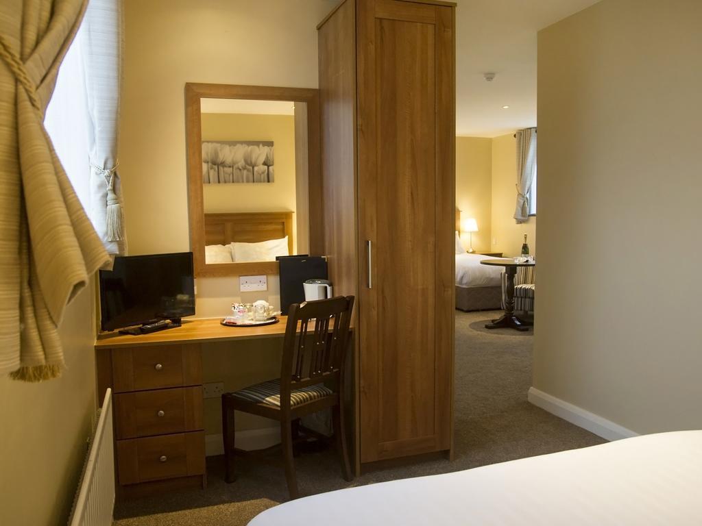 Готель Hillview House Lusk Екстер'єр фото